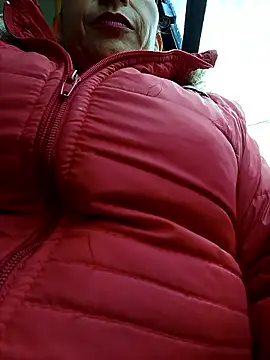 Lucia Rios online show from 2, 4, 2026