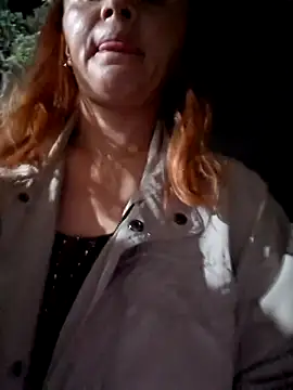 Snapshot of andruscatrina chatting on 3, 3, 2026 andruscatrina online show from 3, 3, 2026