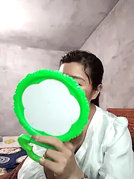 Lilinn  online show from 3, 4, 2026