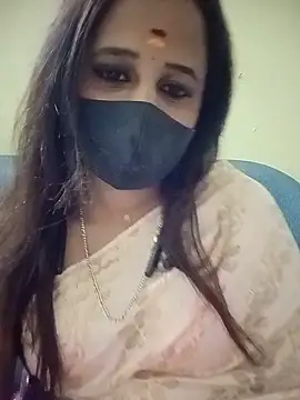 Tamil Rani- online show from 5, 7, 2026