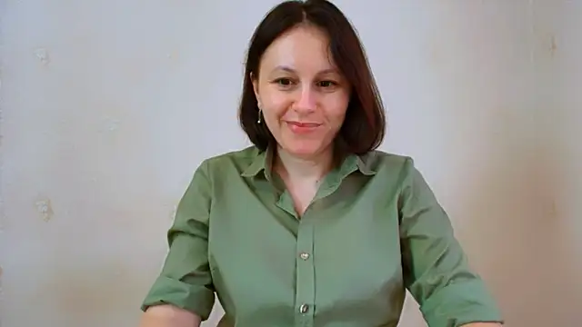 Snapshot of Inessa_beauty chatting on 13, 6, 2026 Inessa beauty online show from 13, 6, 2026