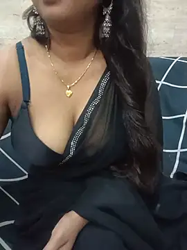Snapshot of Miss_alina07 chatting on 1, 8, 2026 Miss alina07 online show from 1, 8, 2026