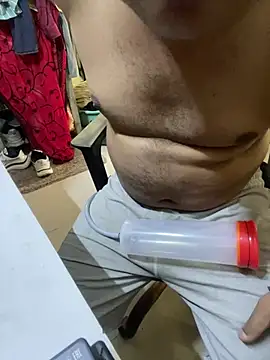 Snapshot of Daddyfuck_01 chatting on 24, 4, 2026 Daddyfuck 01 online show from 24, 4, 2026