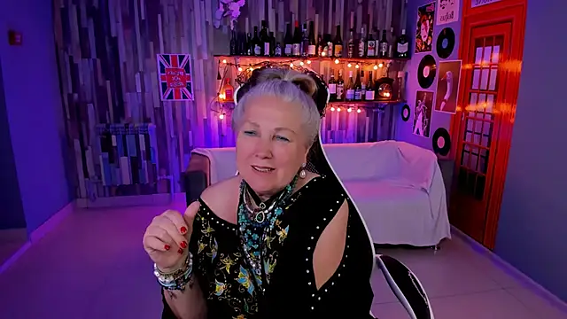 Snapshot of LilaMaharani chatting on 8, 6, 2026 LilaMaharani online show from 8, 6, 2026