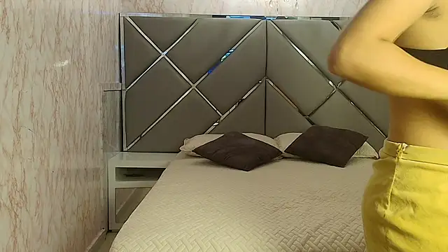Dolly boobsy online show from 15, 5, 2026