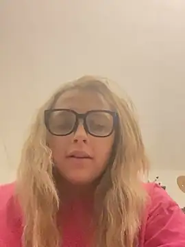 imkhloe online show from 28, 2, 2026