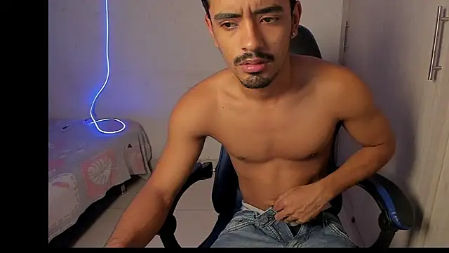 jossi12345j online show from 20, 3, 2026