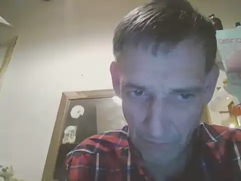 DOUBLETROUBLE7773 online show from 20, 3, 2026