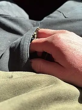 Snapshot of AlexFucklove chatting on 3, 3, 2026 AlexFucklove online show from 3, 3, 2026