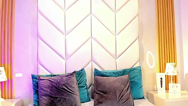 Samanta Rave online show from 7, 4, 2026