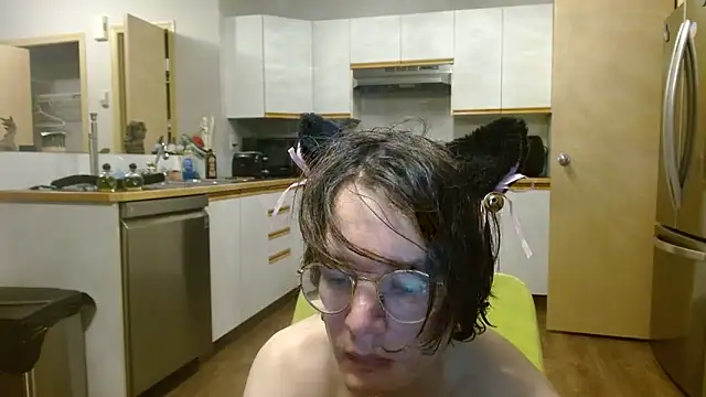 Snapshot of KinkyKittyBoy chatting on 2, 3, 2026 KinkyKittyBoy online show from 2, 3, 2026