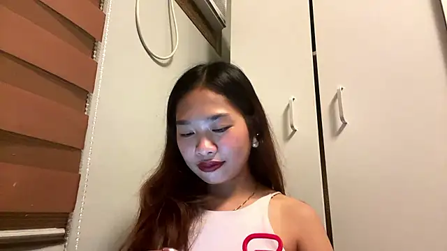 LakieshaZorrilla online show from 4, 3, 2026