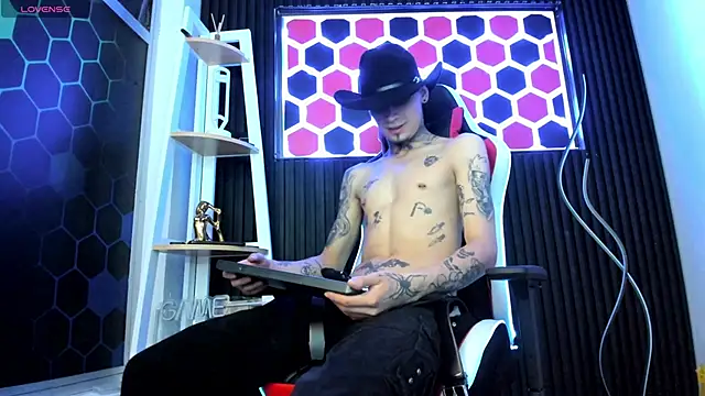 Max Hader  online show from 13, 3, 2026