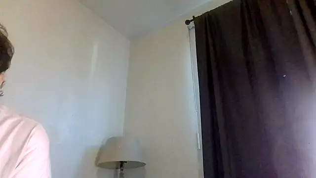 Snapshot of TallHungandCloudy69 chatting on 28, 3, 2026 TallHungandCloudy69 online show from 28, 3, 2026