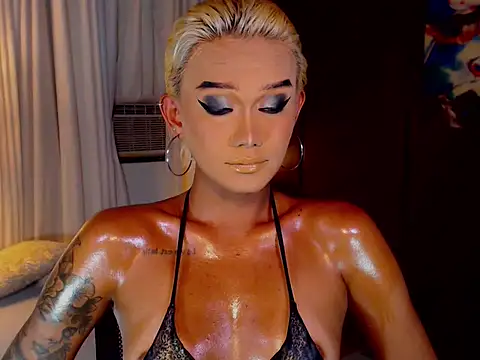Snapshot of xXLustFullTransXx chatting on 13, 6, 2026 xXLustFullTransXx online show from 13, 6, 2026