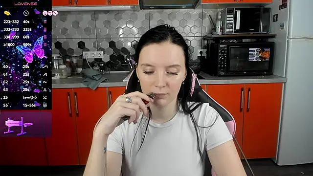 Mary Blu online show from 17, 1, 2025