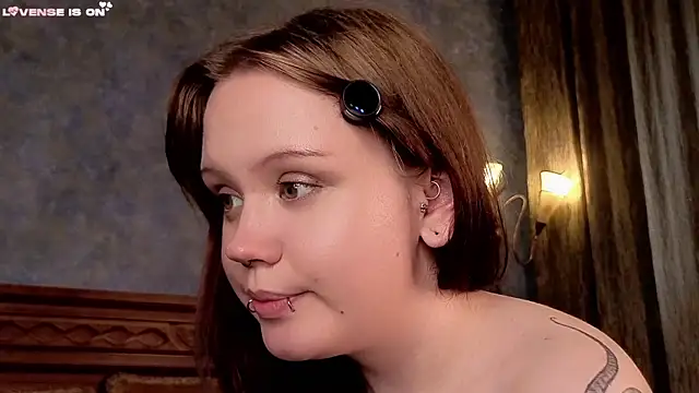 Snapshot of LeahAllsop chatting on 29, 6, 2026 LeahAllsop online show from 29, 6, 2026