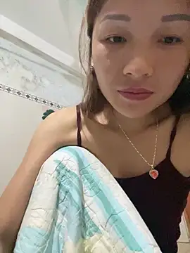 Mimi pussy online show from 13, 4, 2026