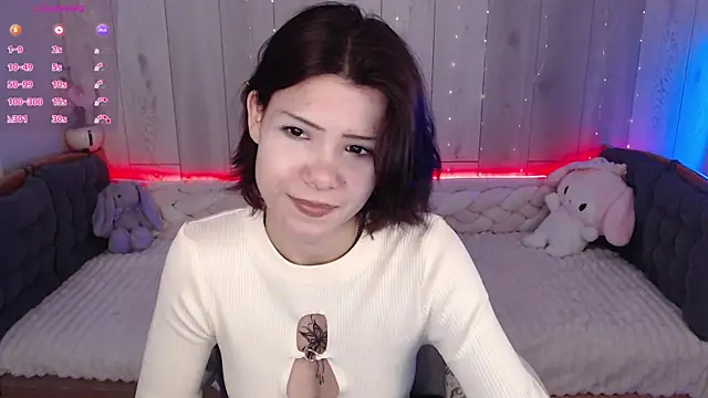 Snapshot of llittle-peachh chatting on 17, 5, 2026 llittle-peachh online show from 17, 5, 2026