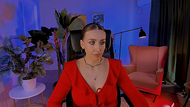 Snapshot of MonicaRiley chatting on 2, 6, 2026 MonicaRiley online show from 2, 6, 2026