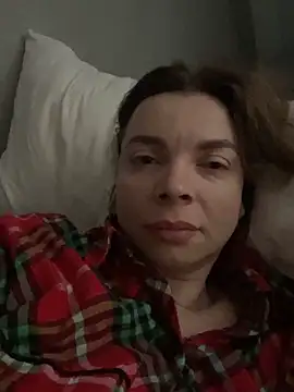 Luna2547 online show from 4, 4, 2026