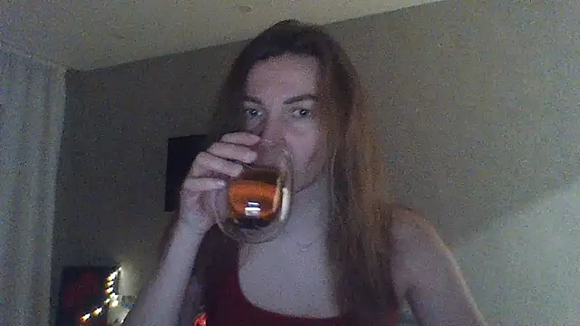 Luna2547 online show from 4, 4, 2026