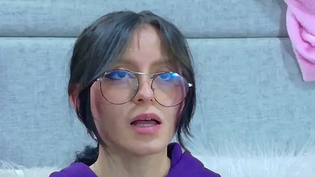 Naomimolie online show from 27, 5, 2026