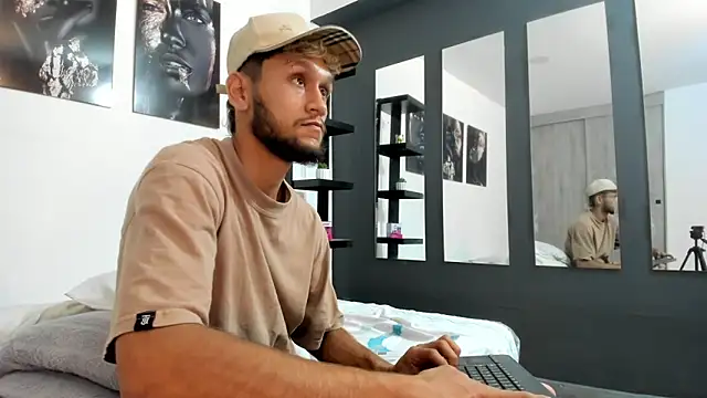 Snapshot of TedyX99 chatting on 30, 3, 2026 TedyX99 online show from 30, 3, 2026