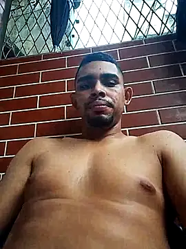 Snapshot of hugoafricano chatting on 12, 3, 2026 hugoafricano online show from 12, 3, 2026