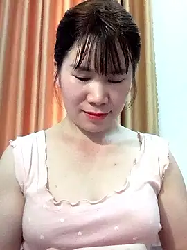 Bondgirl 9 online show from 16, 5, 2026
