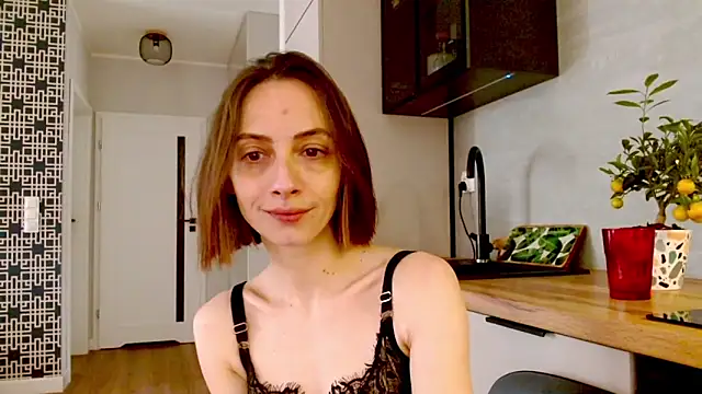 Snapshot of misssweet chatting on 19, 5, 2026 misssweet online show from 19, 5, 2026