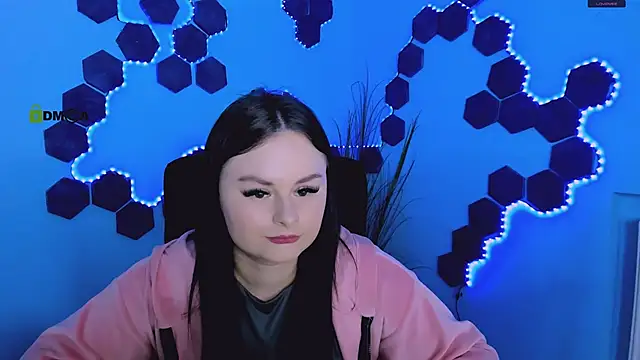 miss courtney  online show from 11, 3, 2026