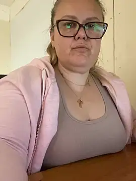Snapshot of violajolie chatting on 18, 5, 2026 violajolie online show from 18, 5, 2026