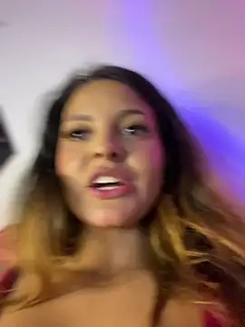 Snapshot of Ame_Desire chatting on 8, 6, 2026 Ame Desire online show from 8, 6, 2026