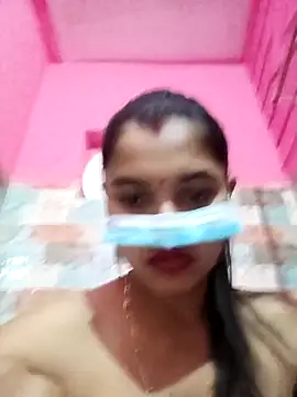 Sexy Sonniyaa online show from 3, 5, 2026