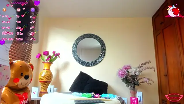 Maye Milf  online show from 14, 3, 2026