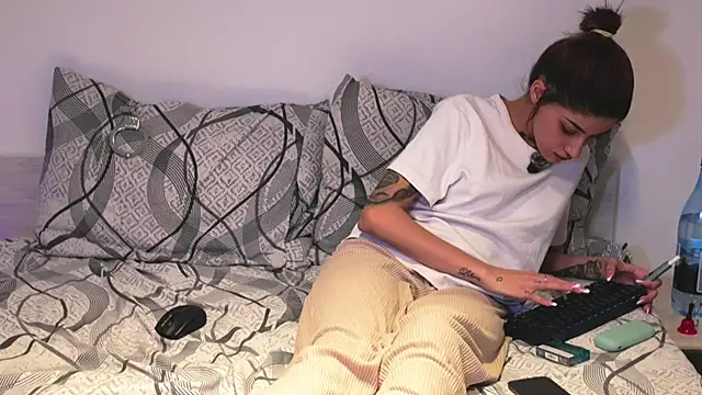 sweelexy online show from 12, 4, 2026