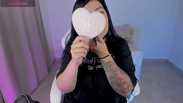 Snapshot of heeyy_kitty chatting on 20, 3, 2026 heeyy kitty online show from 20, 3, 2026