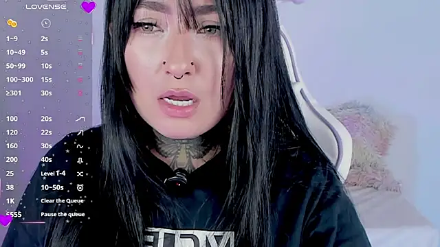 Snapshot of heeyy_kitty chatting on 24, 3, 2026 heeyy kitty online show from 24, 3, 2026