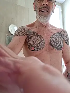 Snapshot of XXX666HEIL chatting on 11, 5, 2026 XXX666HEIL online show from 11, 5, 2026