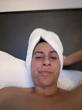 Geovana blan online show from 15, 4, 2026