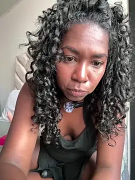 Snapshot of maryjane_ebony chatting on 29, 5, 2026 maryjane ebony online show from 29, 5, 2026