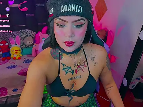 Snapshot of LauriInk1 chatting on 31, 5, 2026 LauriInk1 online show from 31, 5, 2026