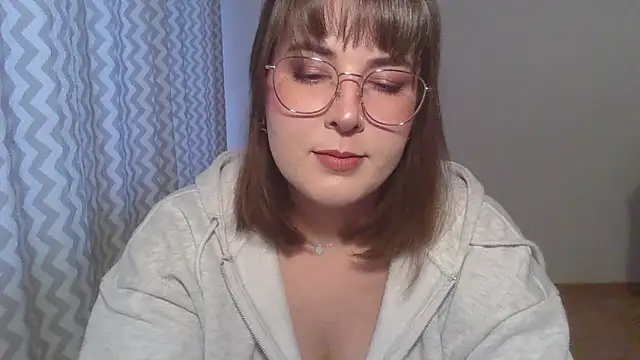 Snapshot of ClaraHard chatting on 11, 6, 2026 ClaraHard online show from 11, 6, 2026