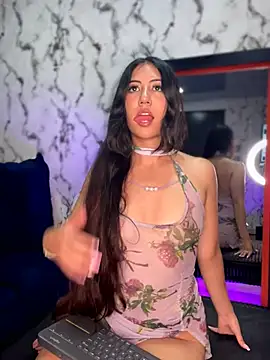 Lunaliaa  online show from 7, 4, 2026