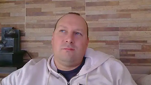 lustonfan online show from 30, 6, 2026