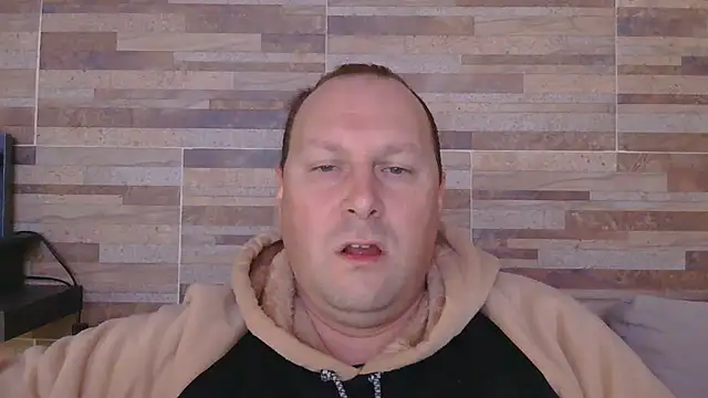 lustonfan online show from 15, 7, 2026