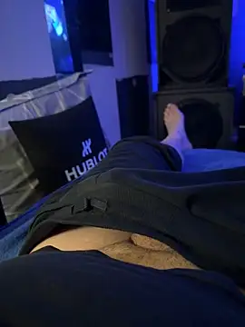 MatthewEmme2121 online show from 9, 3, 2026