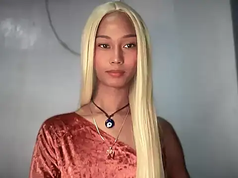 Sunkissed seductress online show from 26, 3, 2026