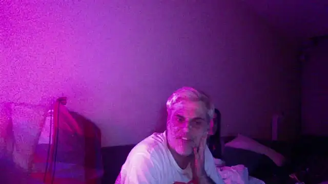 Snapshot of chiara-mario chatting on 19, 3, 2026 chiara-mario online show from 19, 3, 2026